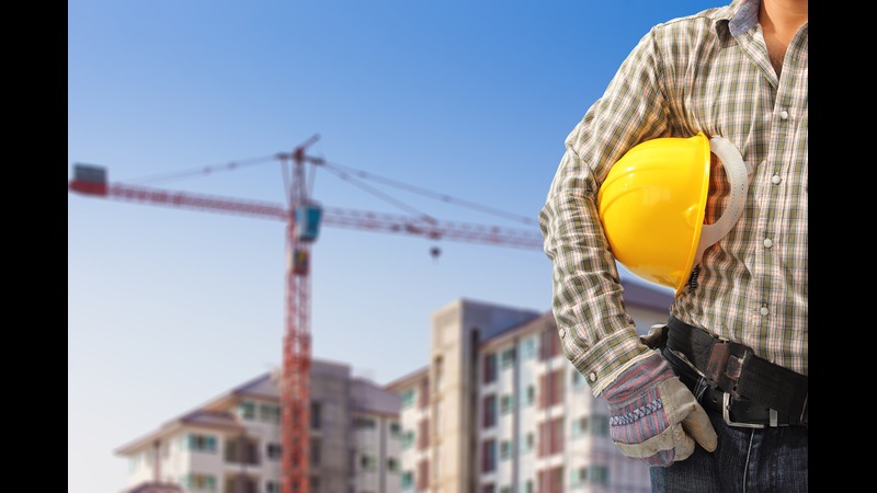 Find Out How Mobile Crane Hire Simplifies Large Projects Across Australia